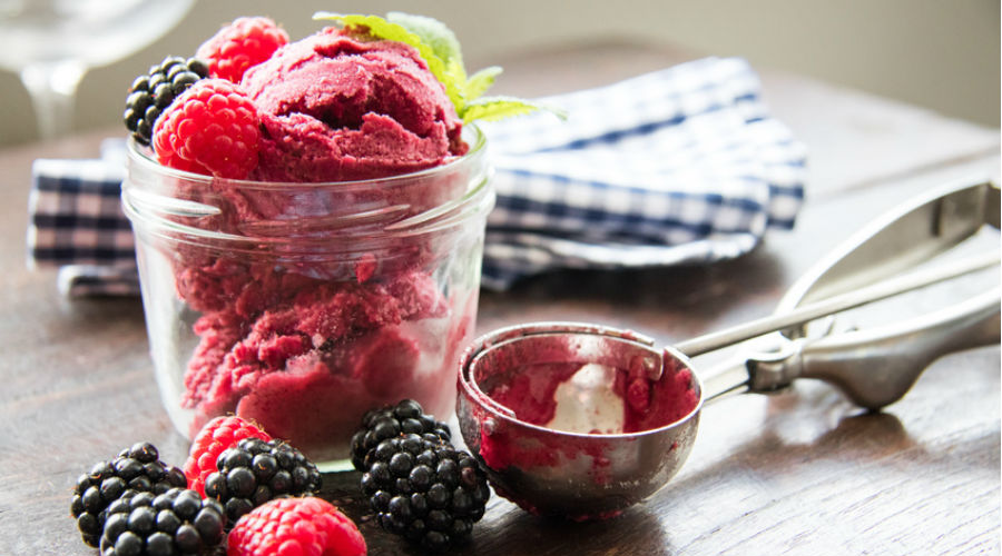 Quel ustensile pour réaliser du sorbet fait maison ?